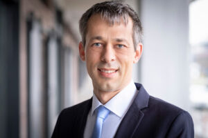 Dr. Christoph Herrmann - Rechtsanwalt & Notar - Bremen 13 Dr. Christoph Herrmann – Rechtsanwalt & Notar – Bremen