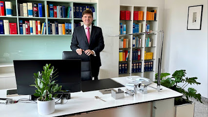 Notar Dr. Peter Wirth - Bamberg 1 AF1QipNbZUzVM6WdzBFtVem4FrZBMOcdVQn1CCLEmKFPw426 h240 k no