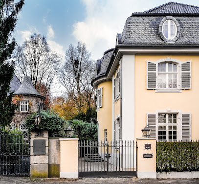 Notar Dr. Stefan Heimsoeth - Mönchengladbach 1 AF1QipMnvZg 8yRq17M9vLoYpo51cmq7AzfOGCkbJP tw408 h376 k no