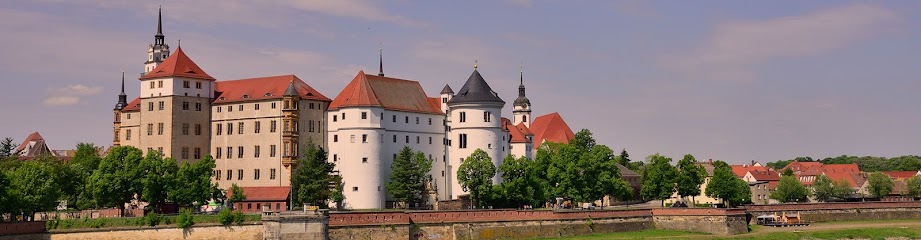 Notarin Jessica Werkmann - Torgau 1 AF1QipMKAtWFqsaHOPoWTn9P1Xv4oBfhbFwE54XJ83gDw921 h240 k no